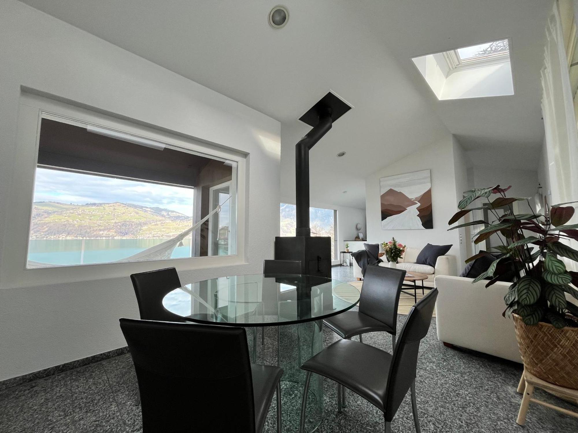 Wohnung Mit Grossartiger Seesicht Und Balkon Spiez Ngoại thất bức ảnh