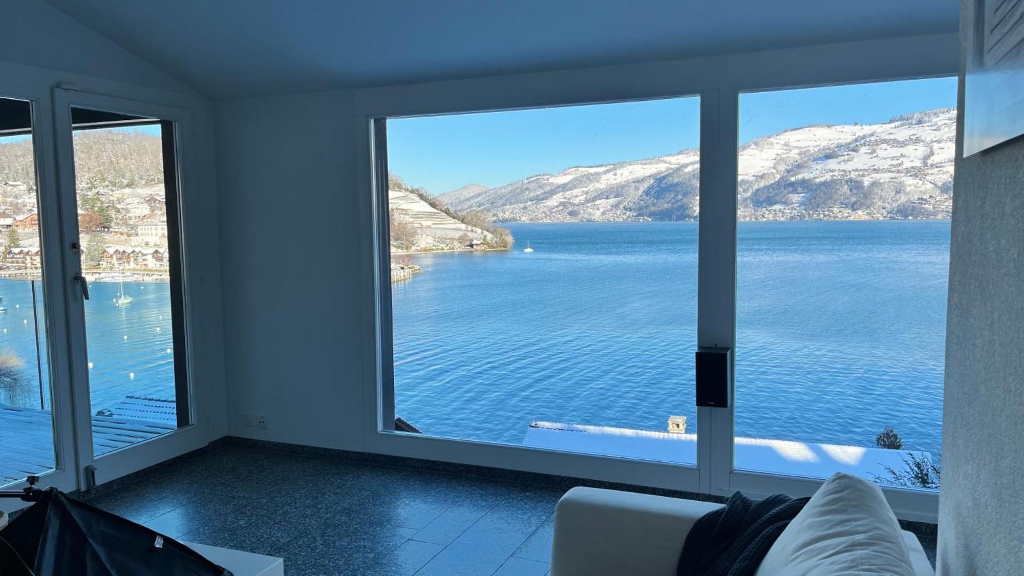 Wohnung Mit Grossartiger Seesicht Und Balkon Spiez Ngoại thất bức ảnh